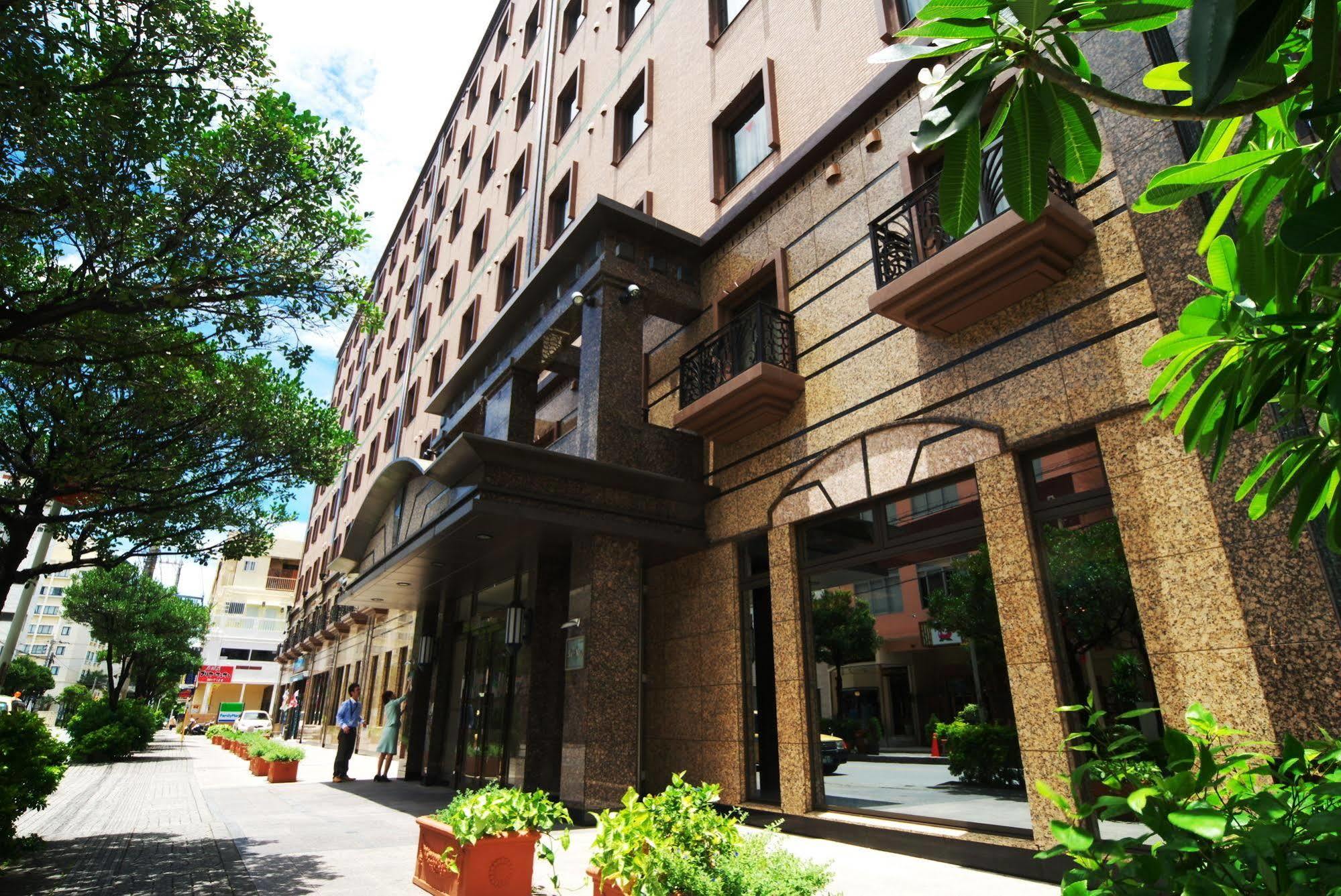 Sol Vita Hotel Naha Extérieur photo